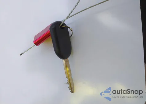 2006 Ford Taurus Se from USA, damaged, VIN 1FAFP53U56A204335